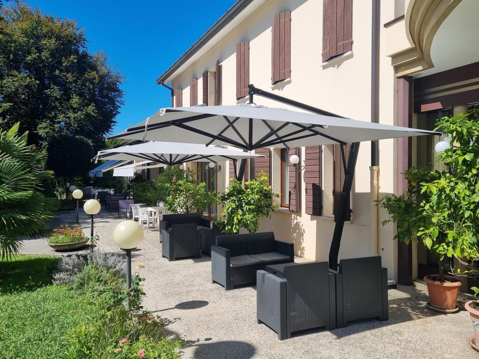 Hotel Piroga Padova Selvazzano Dentro Exterior foto
